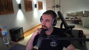 Scurrows: Einer der bekanntesten Online-Casino-Streamer Deutschlands